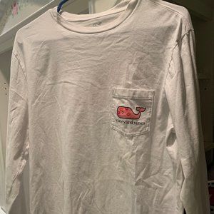 White longsleeve vineyard vines